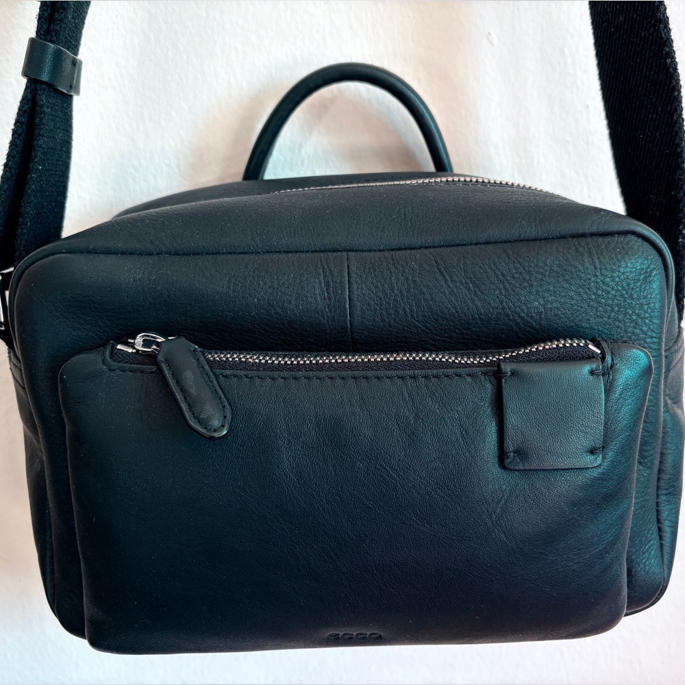 ECCO - Journey Camera Bag - Black Leather - Brand New!